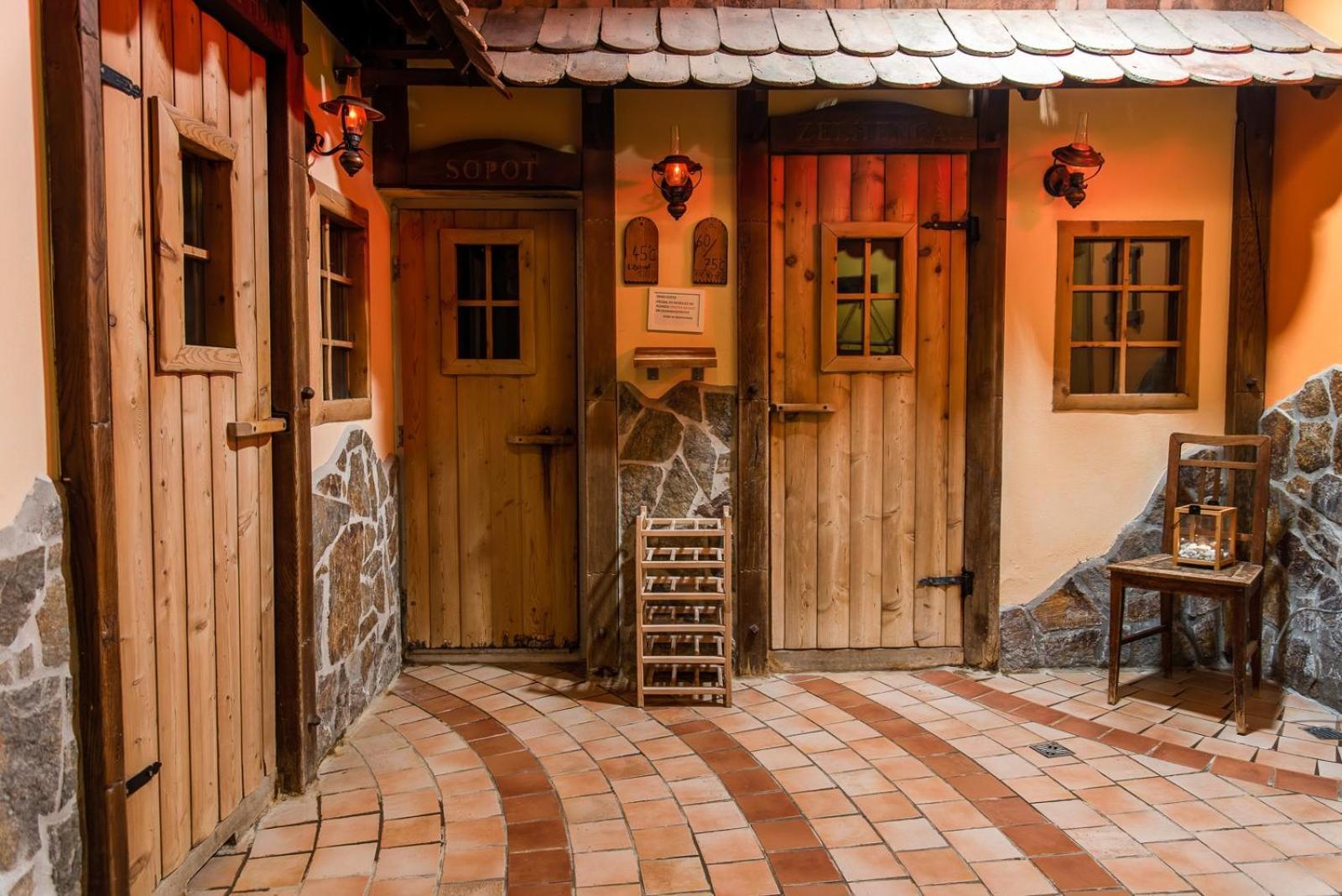 Terme Banovci - Hotelsko Naselje Zeleni Gaj Екстериор снимка