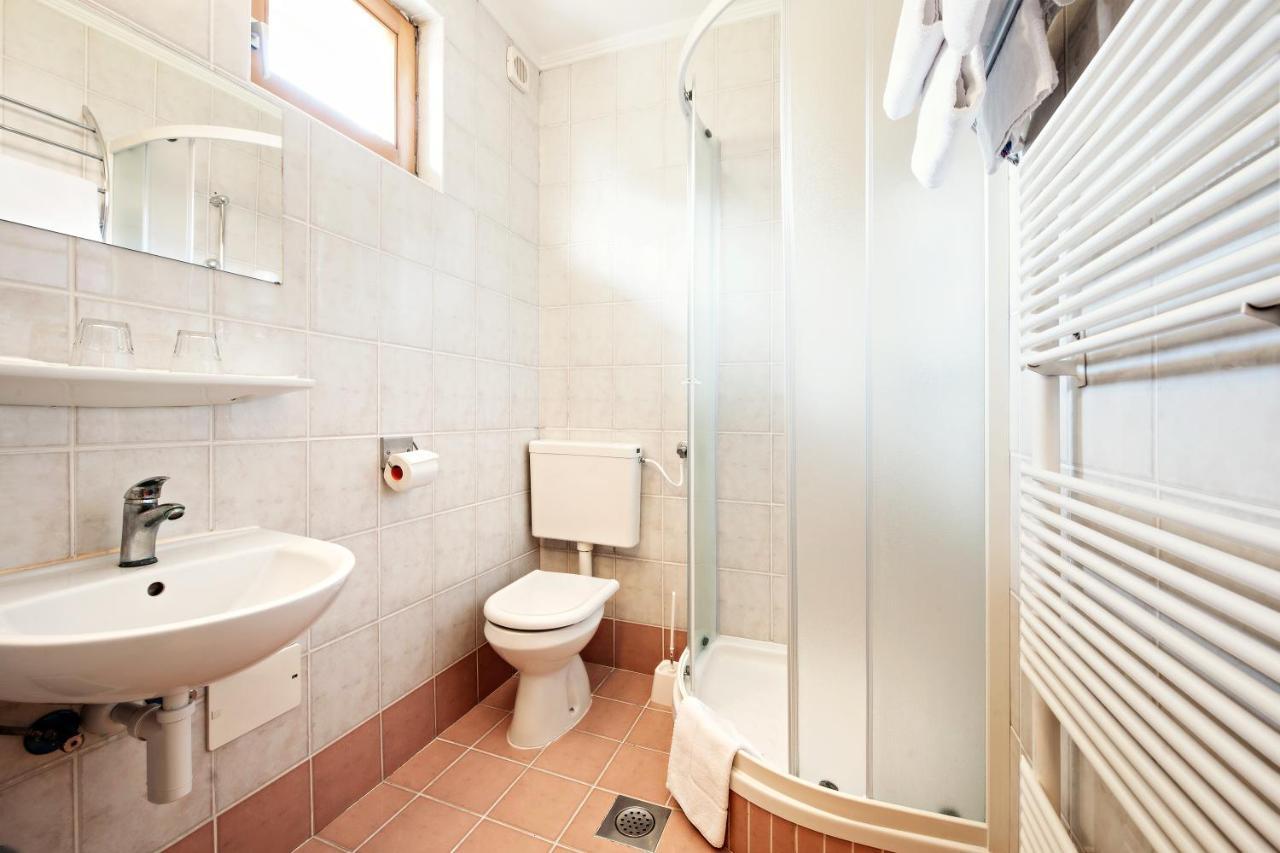 Terme Banovci - Hotelsko Naselje Zeleni Gaj Екстериор снимка